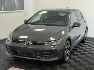 Volkswagen Golf 1.5 TSI Life 5Y guarantee ErgoActiv