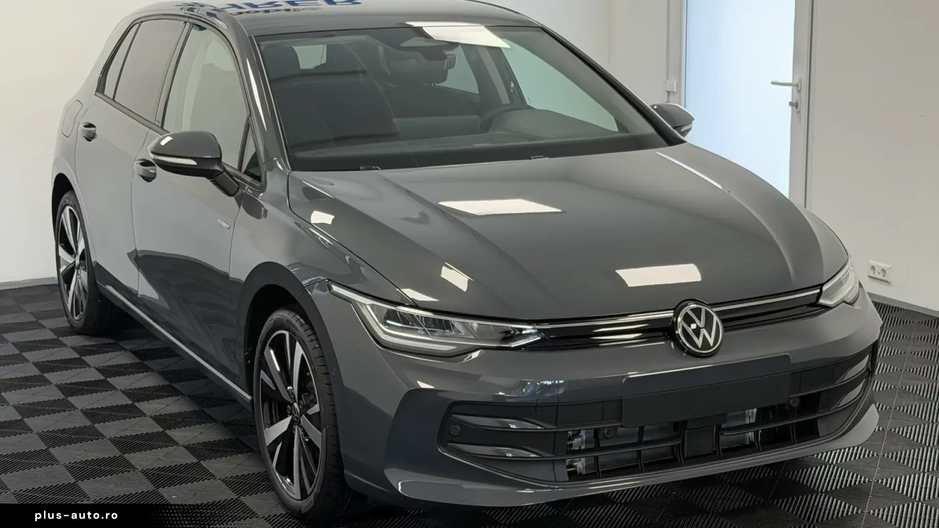 Volkswagen Golf 1.5 TSI Life 5Y guarantee ErgoActiv