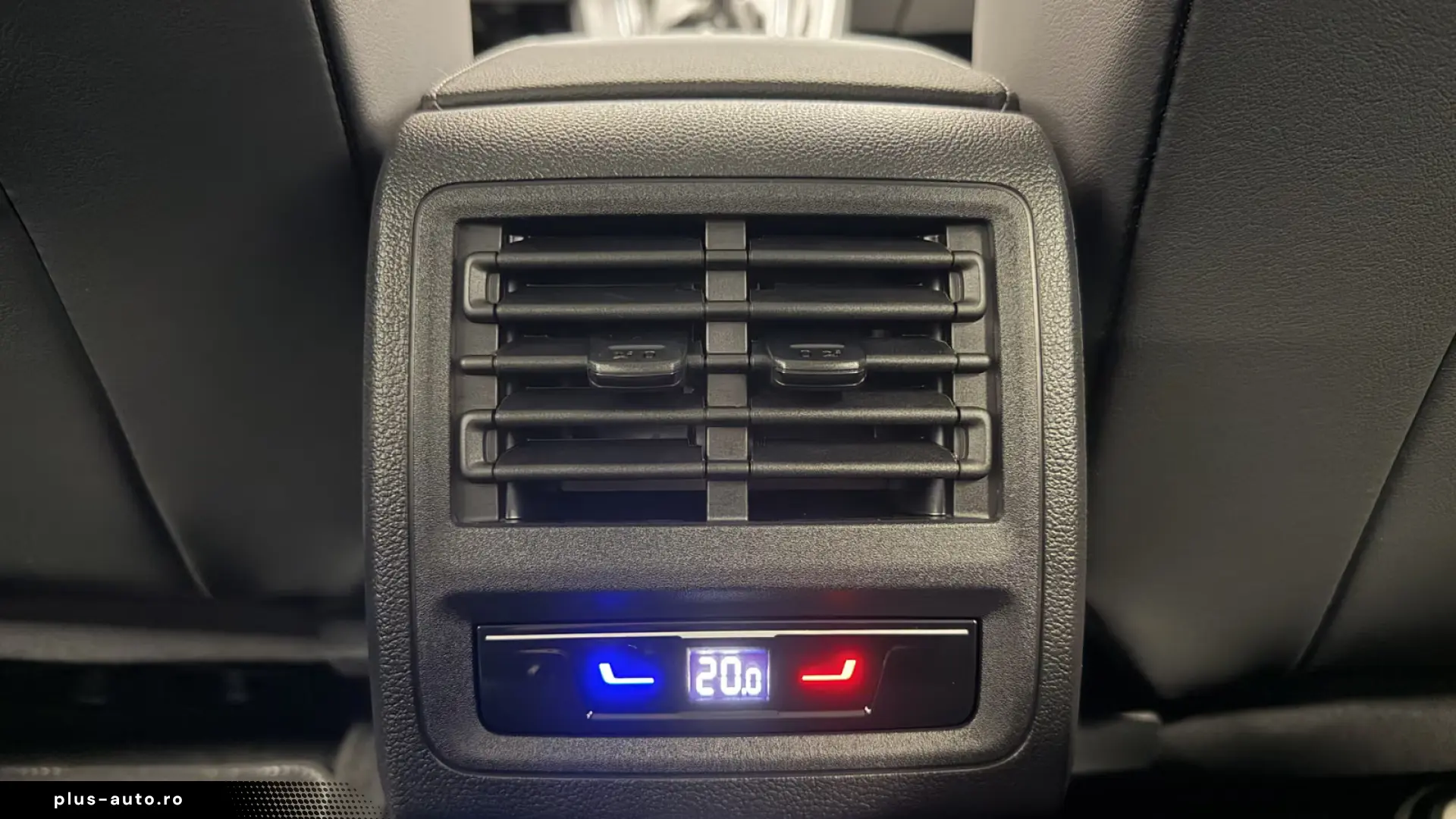 Volkswagen Golf 1.5 TSI Life 5Y guarantee ErgoActiv