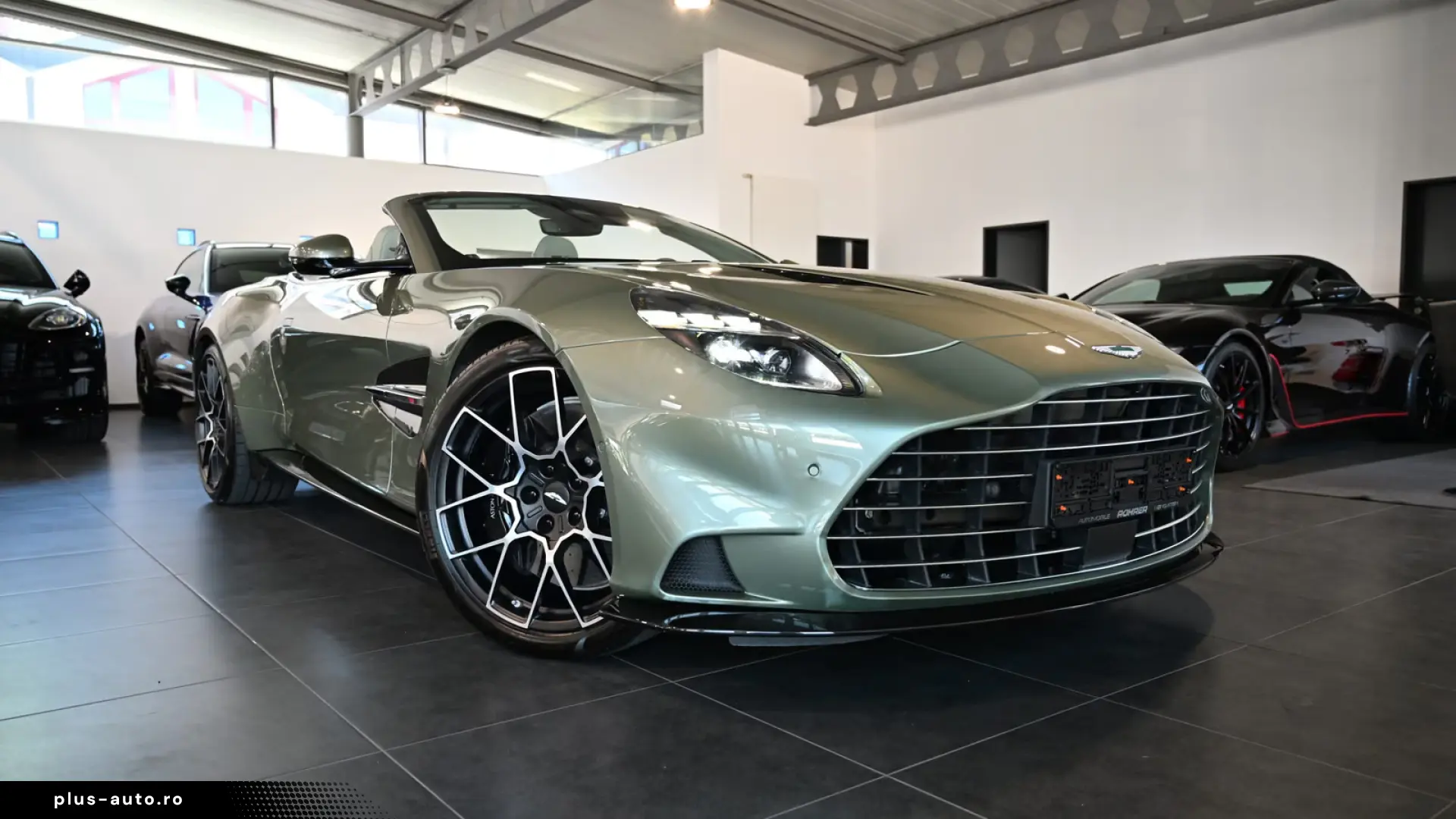 Aston Martin Vanquish Volante California Sage