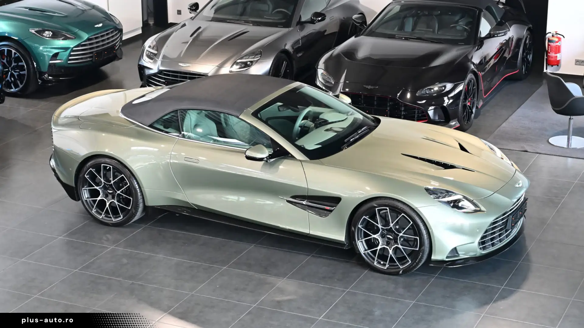 Aston Martin Vanquish Volante California Sage