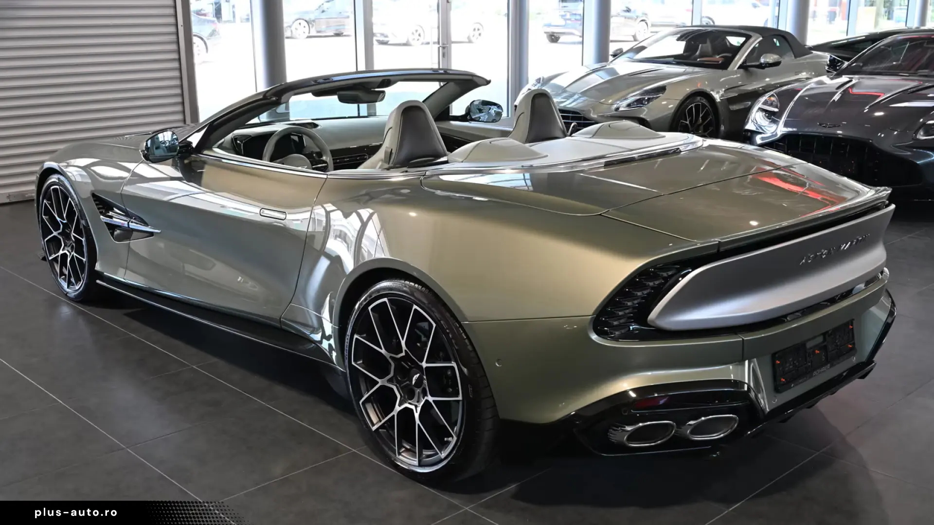 Aston Martin Vanquish Volante California Sage