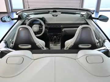 Aston Martin Vanquish Volante California Sage