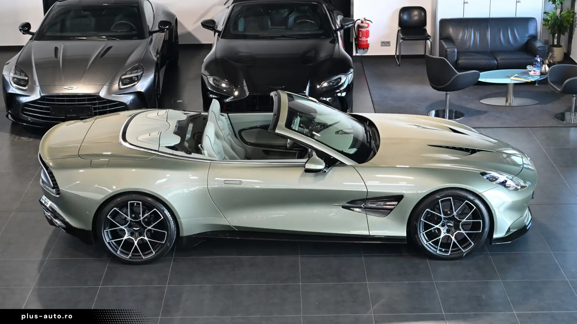 Aston Martin Vanquish Volante California Sage