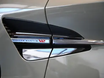 Aston Martin Vanquish Volante California Sage