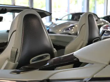Aston Martin Vanquish Volante California Sage