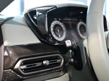 Aston Martin Vanquish Volante California Sage