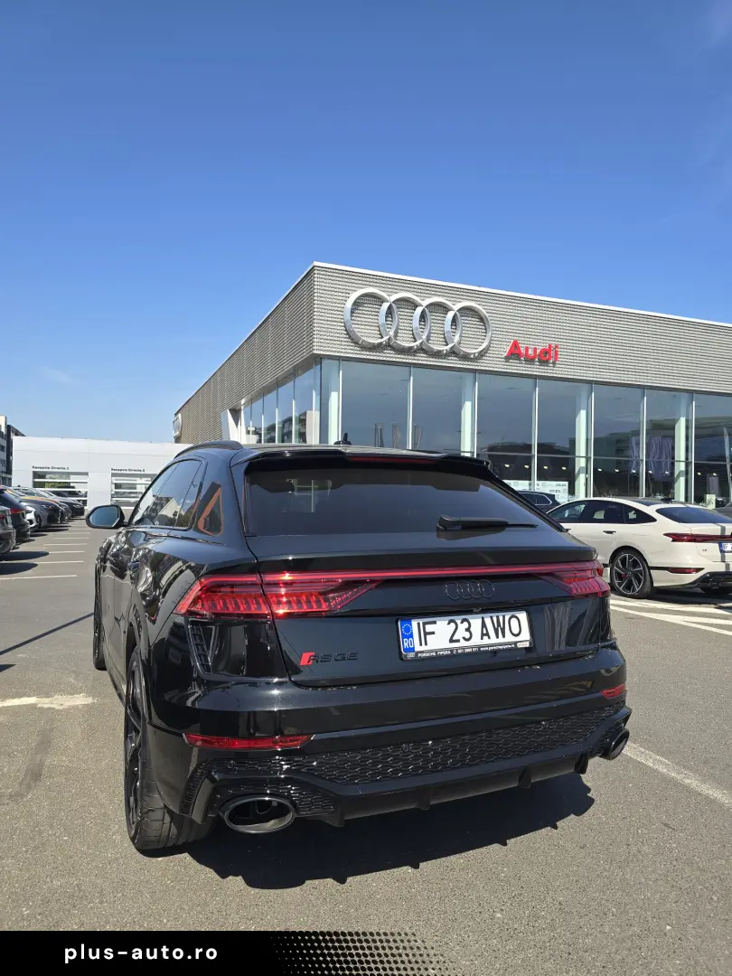 Audi RSQ8