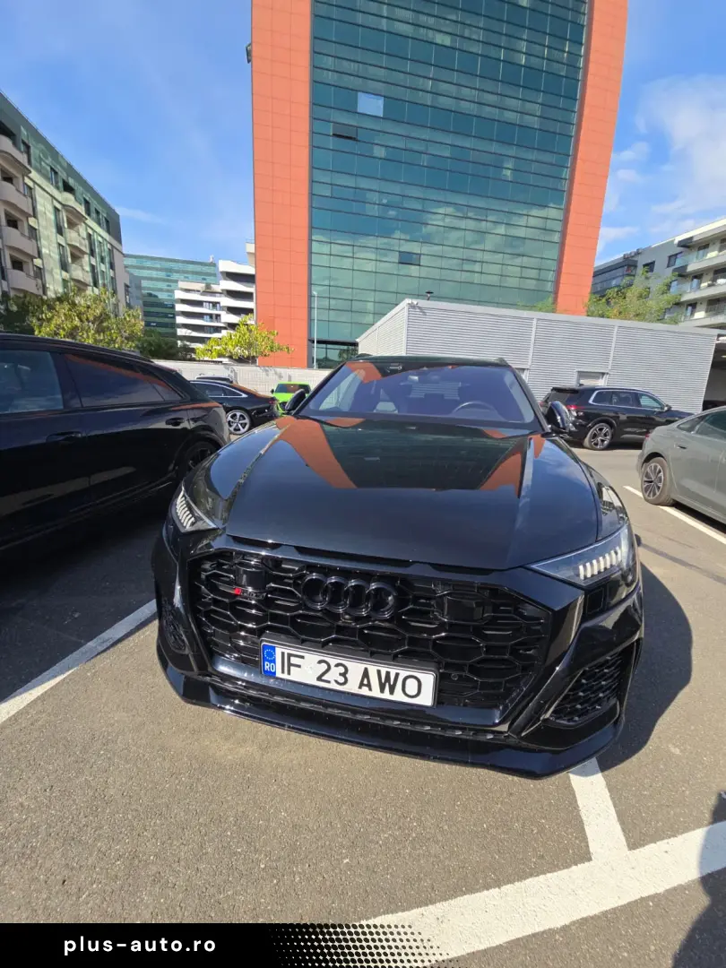 Audi RSQ8