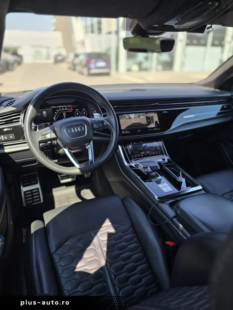Audi RSQ8