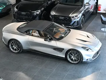 Aston Martin Vanquish Volante Q Satin Full Carbon