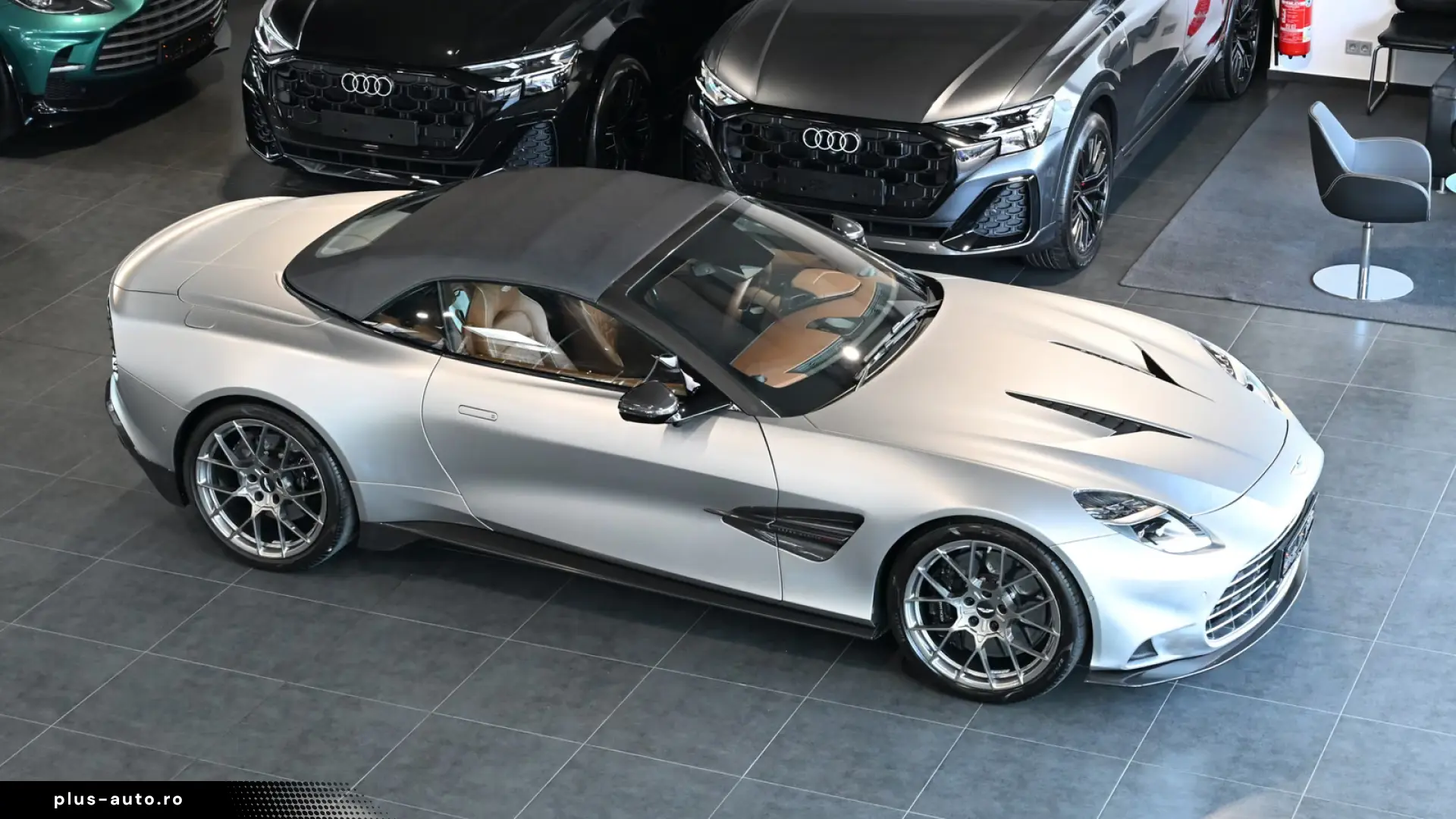 Aston Martin Vanquish Volante Q Satin Full Carbon