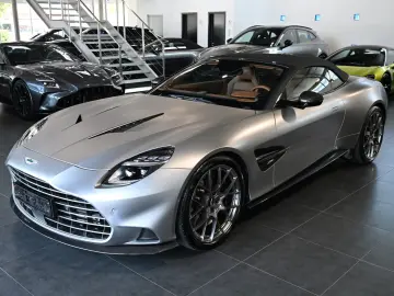 Aston Martin Vanquish Volante Q Satin Full Carbon