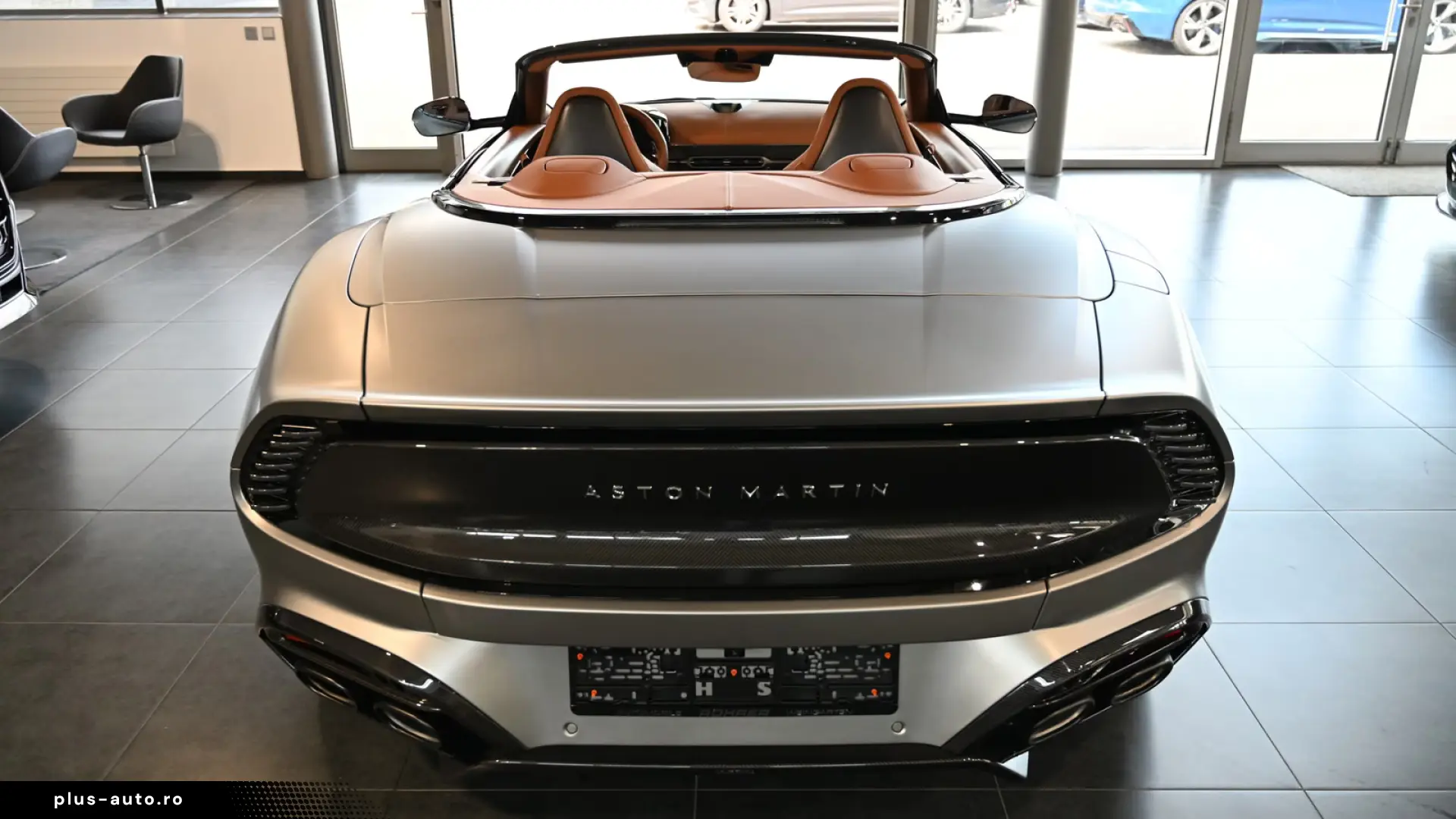 Aston Martin Vanquish Volante Q Satin Full Carbon