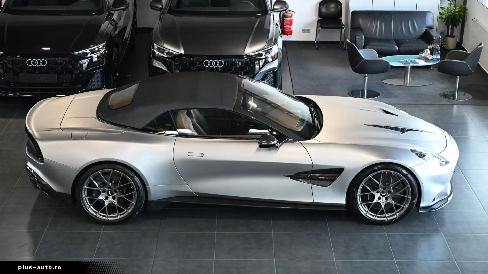 Aston Martin Vanquish Volante Q Satin Full Carbon
