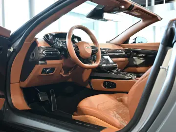 Aston Martin Vanquish Volante Q Satin Full Carbon