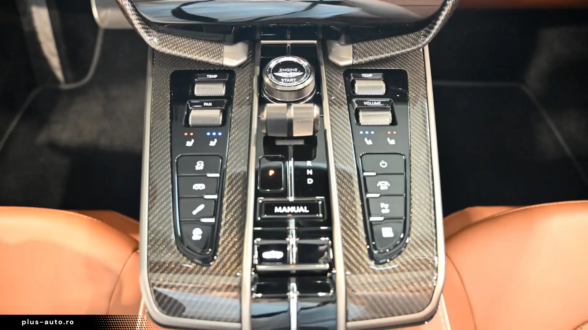 Aston Martin Vanquish Volante Q Satin Full Carbon