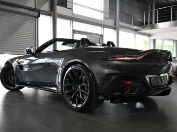 Aston Martin V8 Vantage Roadster Epsilon Black B&W