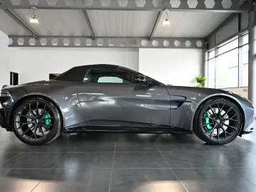 Aston Martin V8 Vantage Roadster Epsilon Black B&W