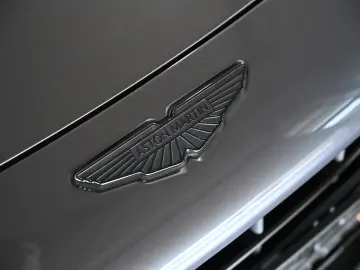 Aston Martin V8 Vantage Roadster Epsilon Black B&W