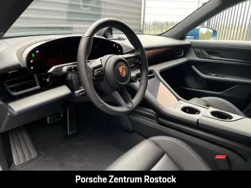 Porsche Taycan Black Edition InnoDrive ACC