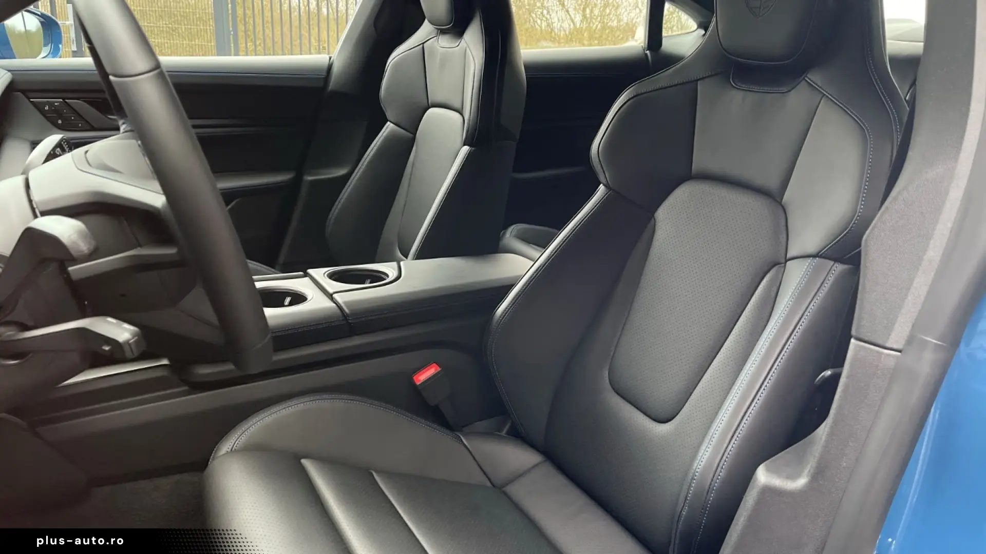 Porsche Taycan Black Edition InnoDrive ACC