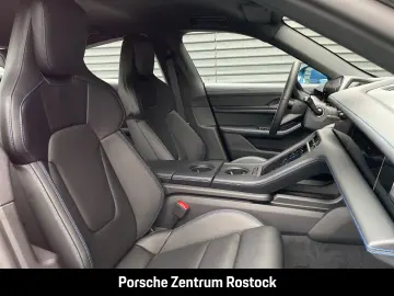 Porsche Taycan Black Edition InnoDrive ACC