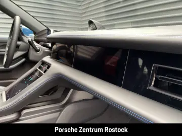 Porsche Taycan Black Edition InnoDrive ACC
