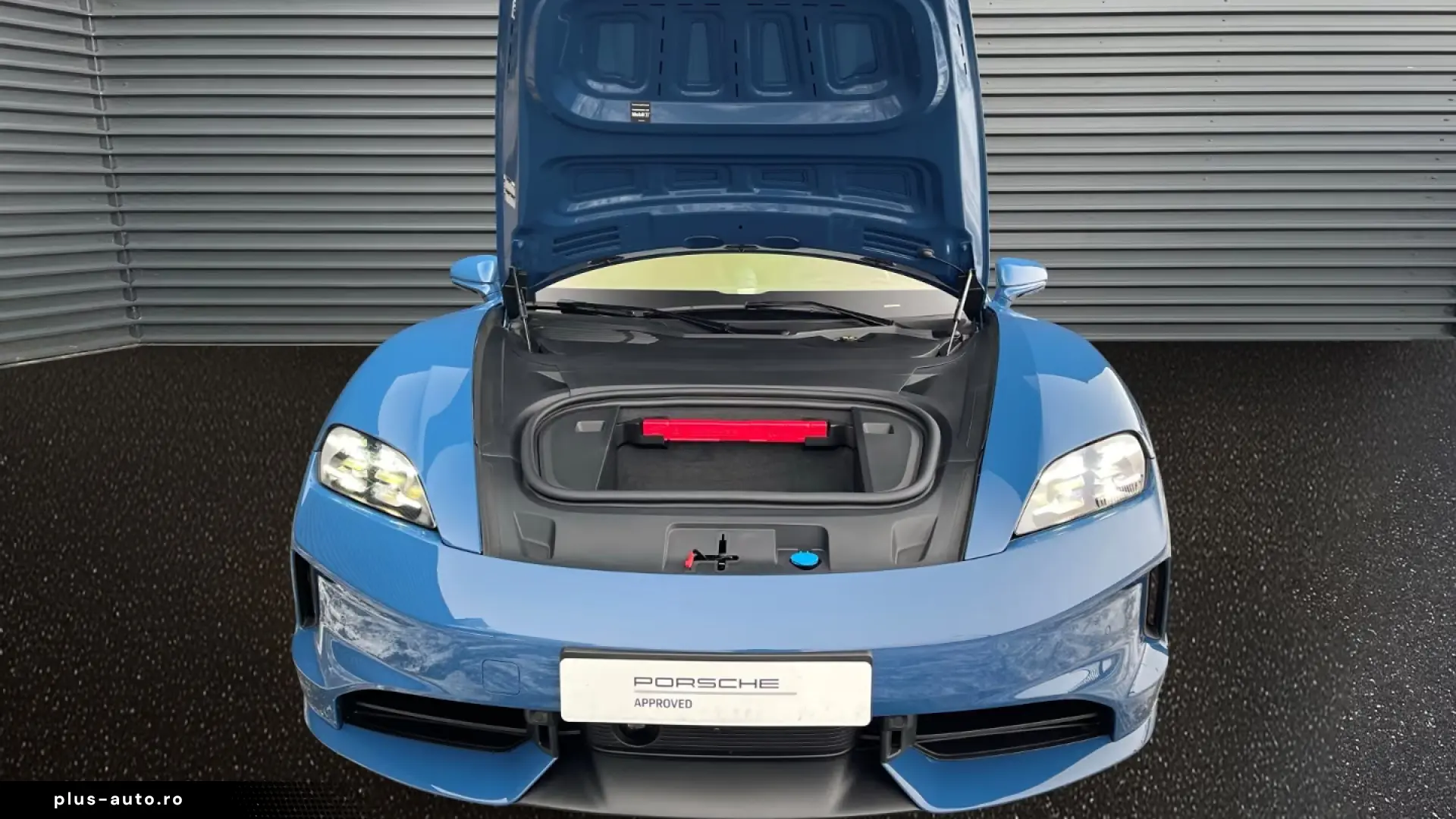 Porsche Taycan Black Edition InnoDrive ACC