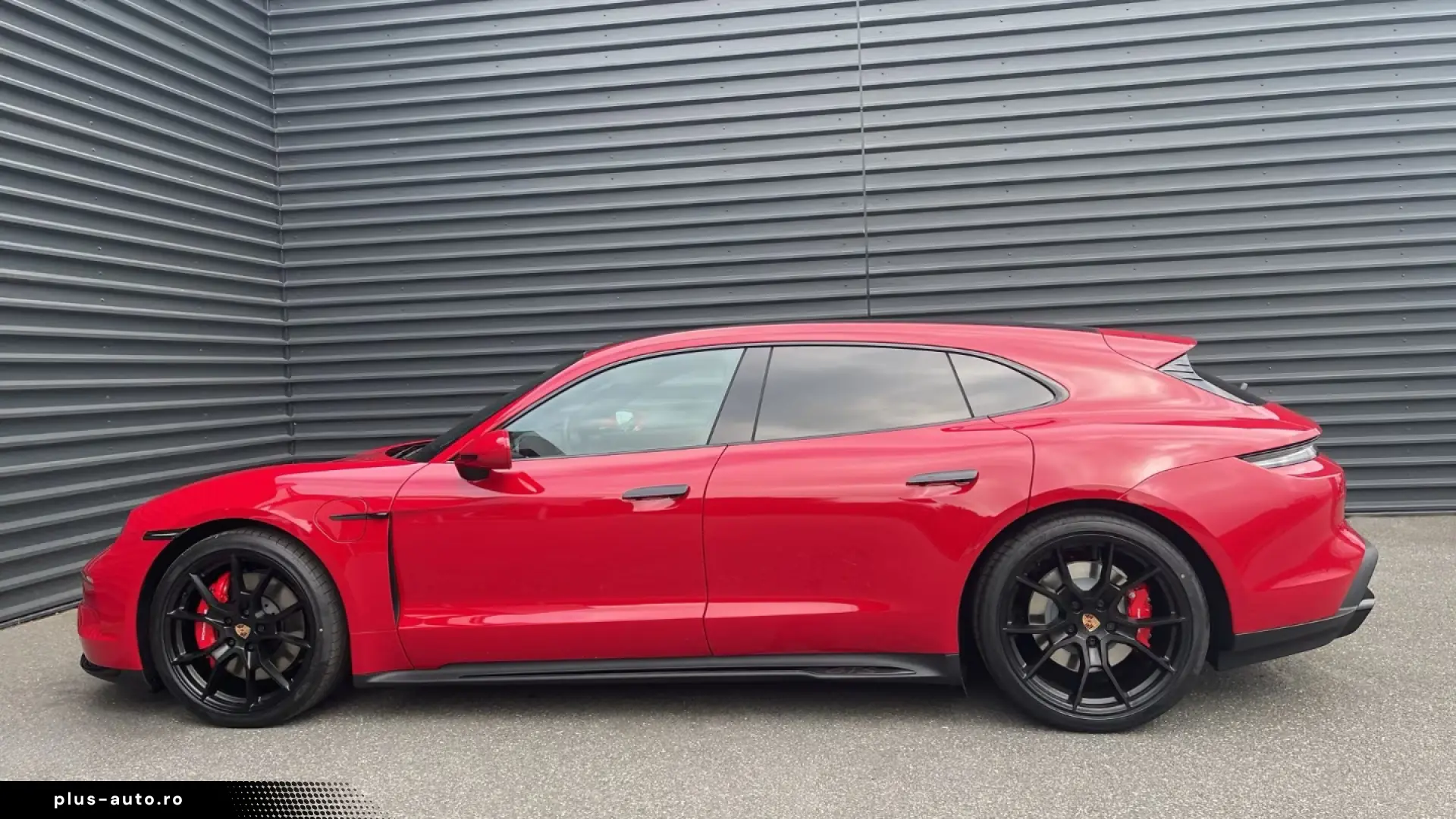 Porsche Taycan GTS Sport Turismo InnoDrive Soft-Close