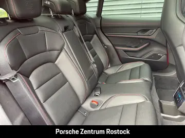 Porsche Taycan GTS Sport Turismo InnoDrive Soft-Close