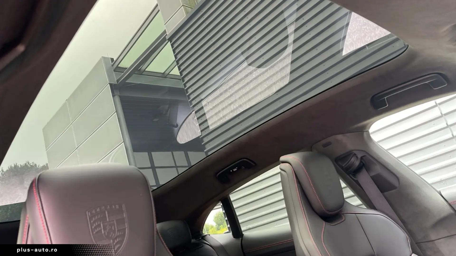 Porsche Taycan GTS Sport Turismo InnoDrive Soft-Close