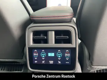 Porsche Taycan GTS Sport Turismo InnoDrive Soft-Close