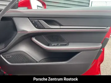 Porsche Taycan GTS Sport Turismo InnoDrive Soft-Close