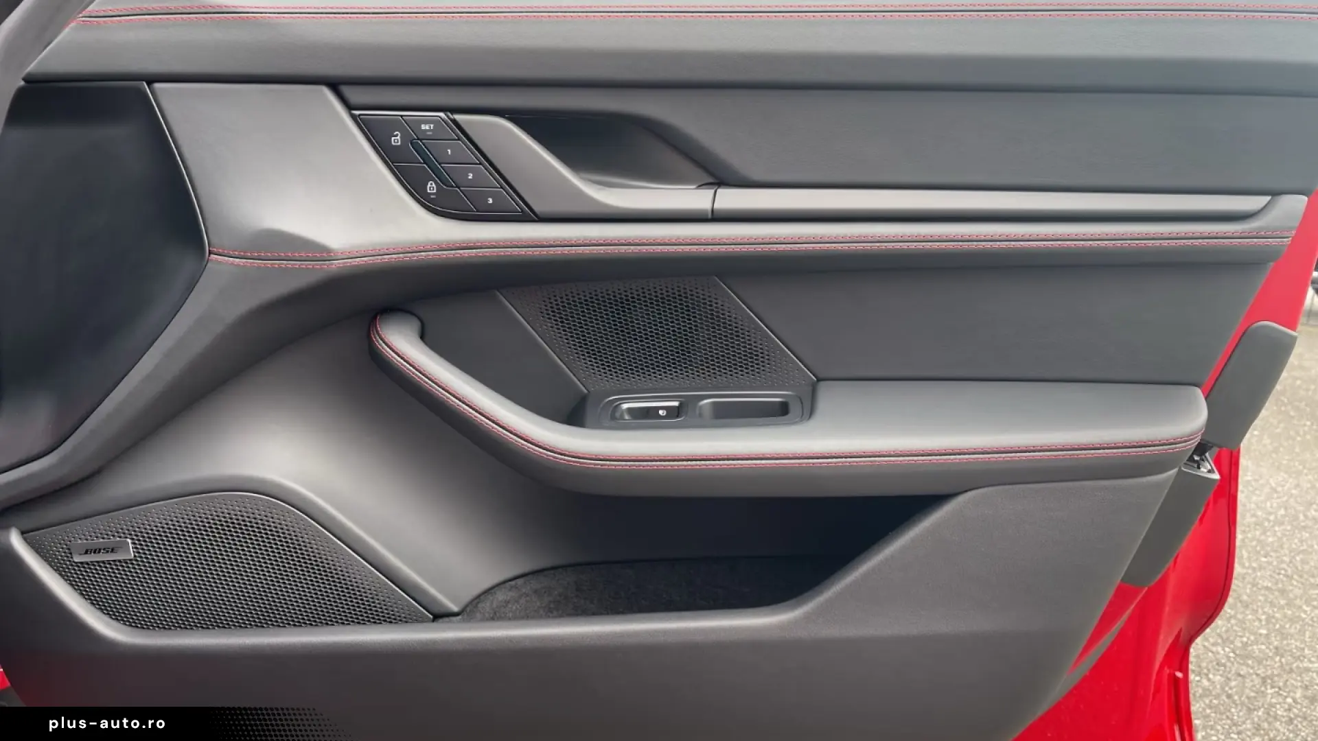 Porsche Taycan GTS Sport Turismo InnoDrive Soft-Close