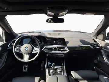 BMW X5 xD40d M SPORT DAProf 360  Pano AHK HUD