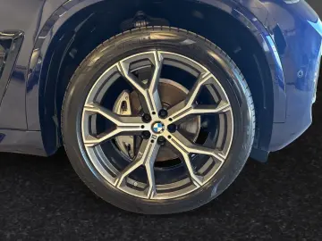 BMW X5 xDrive40i M Sport AHK Pano DAProf. PAProf.