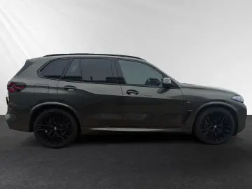 BMW X5 xDrive50e  Manhattan  MSport Pano 22 LMR