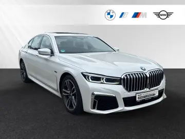 BMW 745e M Sport Laser Head-Up DA-Prof. H K