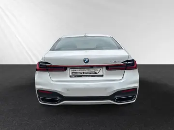 BMW 745e M Sport Laser Head-Up DA-Prof. H K