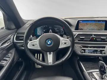 BMW 745e M Sport Laser Head-Up DA-Prof. H K