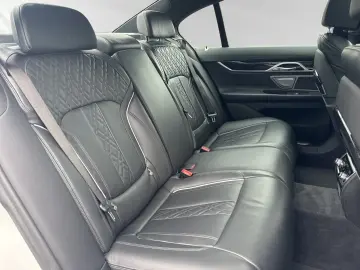 BMW 745e M Sport Laser Head-Up DA-Prof. H K