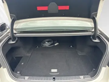 BMW 745e M Sport Laser Head-Up DA-Prof. H K