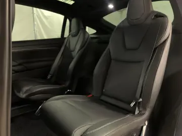 Tesla Model X PLAID AWD 6 Seats 22Z AIR TOW BAR AUTOPILOT