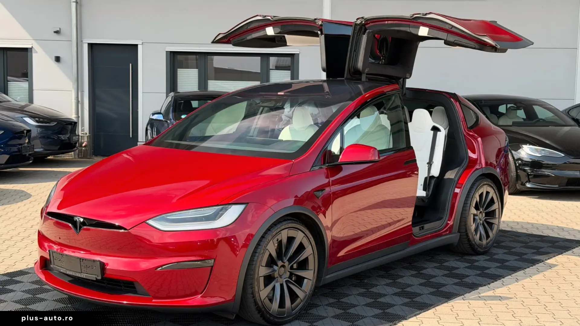 Tesla MODEL X PALLADIUM   EAP4   7 SEAT   ULTRA RED