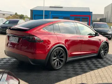 Tesla MODEL X PALLADIUM   EAP4   7 SEAT   ULTRA RED