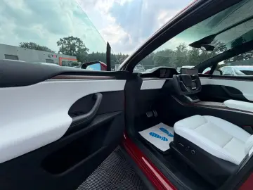 Tesla MODEL X PALLADIUM   EAP4   7 SEAT   ULTRA RED