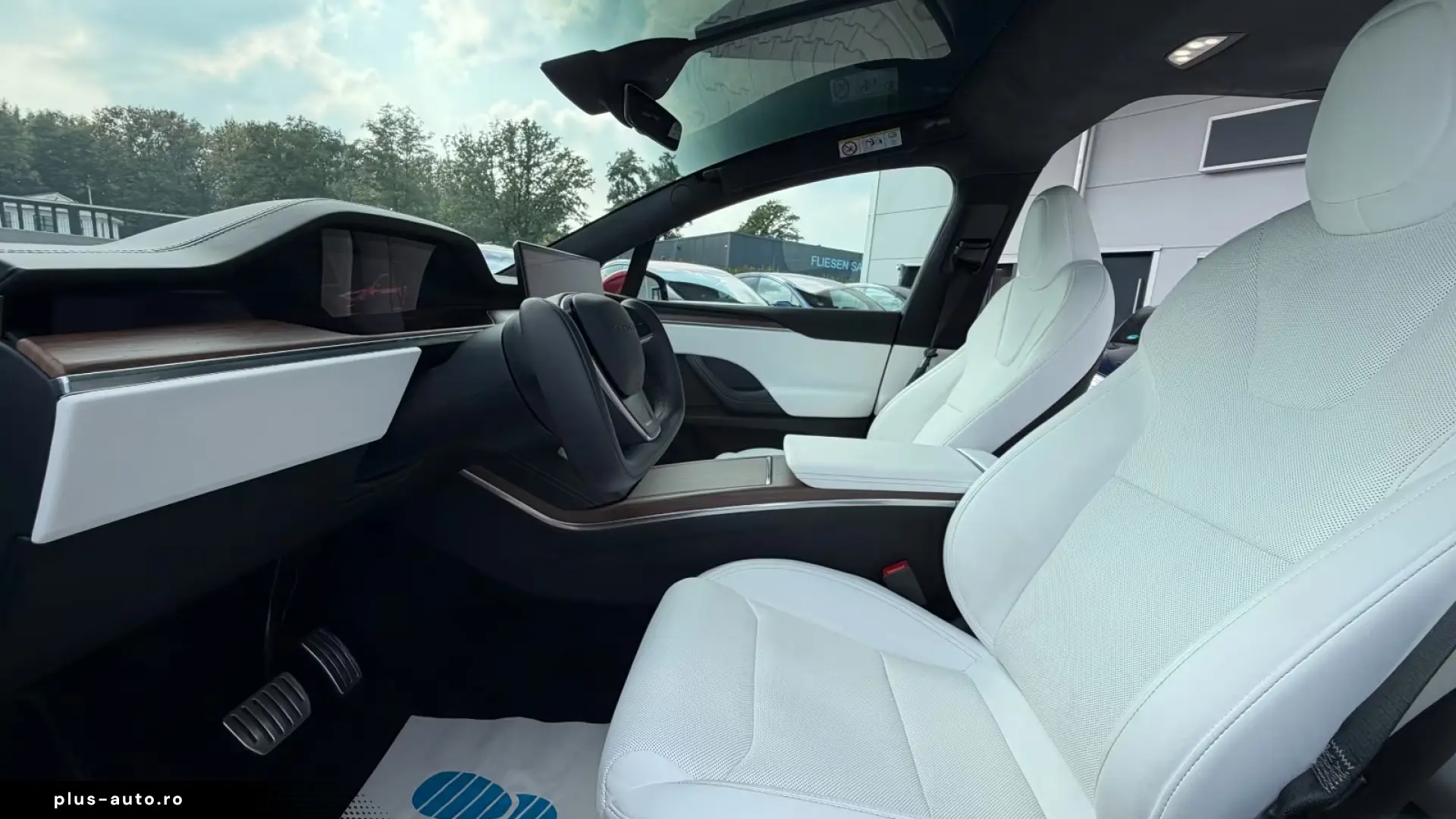 Tesla MODEL X PALLADIUM   EAP4   7 SEAT   ULTRA RED