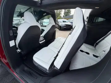 Tesla MODEL X PALLADIUM   EAP4   7 SEAT   ULTRA RED