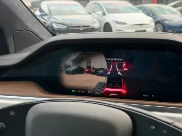 Tesla MODEL X PALLADIUM   EAP4   7 SEAT   ULTRA RED